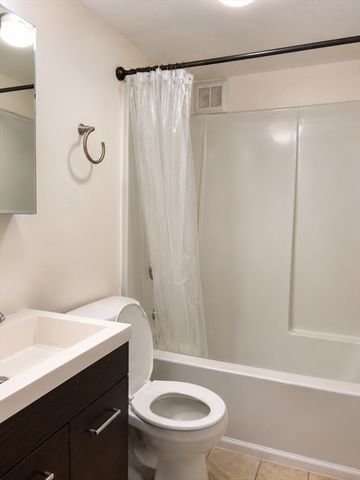 230 Granite St 2, Quincy, MA 02169