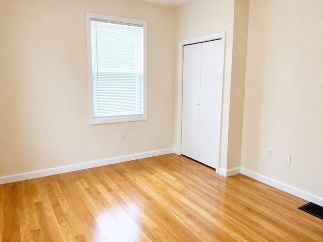230 Granite St 2, Quincy, MA 02169