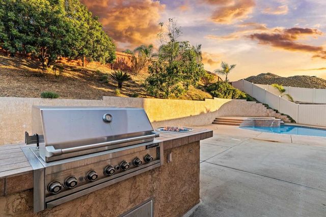 9310 Ashley View Pl, El Cajon, CA 92021