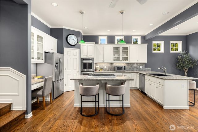 21827 SE 20th Street, Sammamish, WA 98075