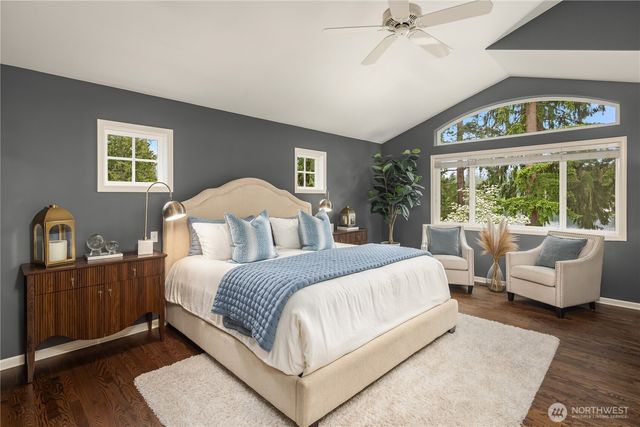 21827 SE 20th Street, Sammamish, WA 98075
