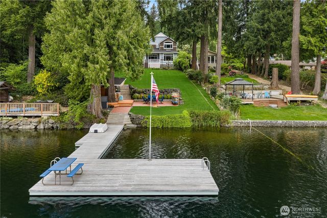 21827 SE 20th Street, Sammamish, WA 98075