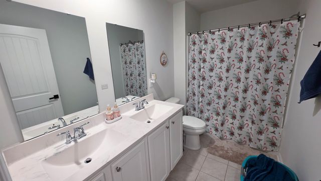 939 Snowberry Dr., Longs, SC 29568