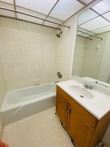 3760 Inverrary Drive 2h, Lauderhill, FL 33319