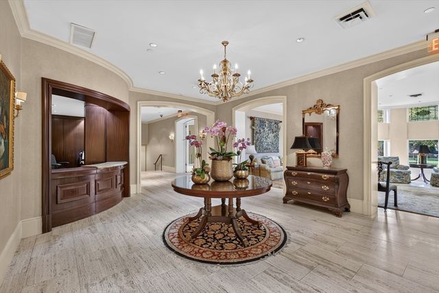 416 Commonwealth Avenue 615, Boston, MA 02215