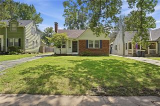 1009 W 77th Street, Kansas City, MO 64114