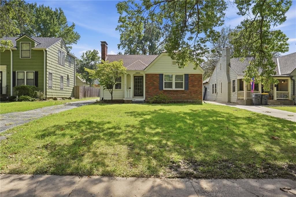 1009 W 77th Street, Kansas City, MO 64114