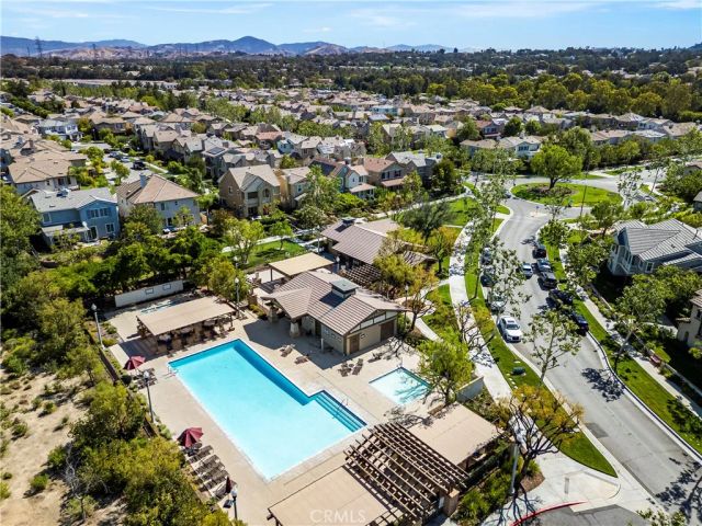 27249 Riverview Lane, Valencia, CA 91354