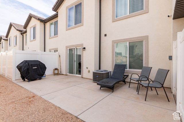 1356 S CLEFT ARCH LN, Washington, UT 84780