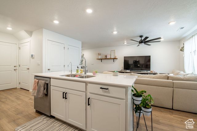 1356 S CLEFT ARCH LN, Washington, UT 84780