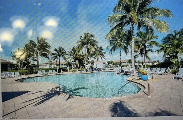 3060 Horizon LN 1404, Naples, FL 34109