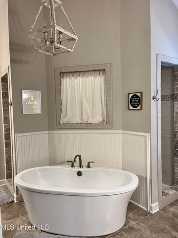 5903 Shiloh Lane, Southaven, MS 38672