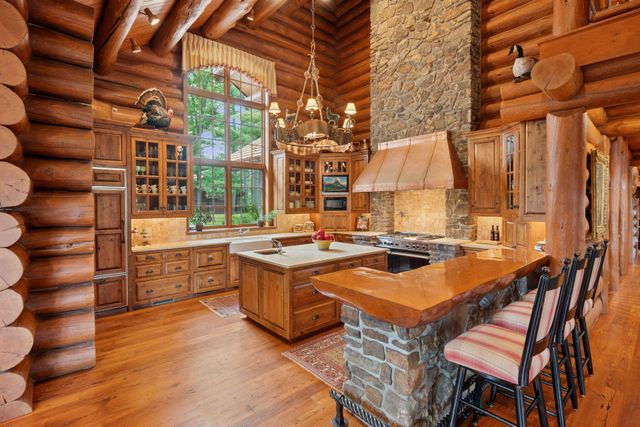 36463 Butternut Point Road, Pequot Lakes, MN 56472