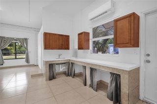 14500 NE 2nd Ave 2, Miami, FL 33161