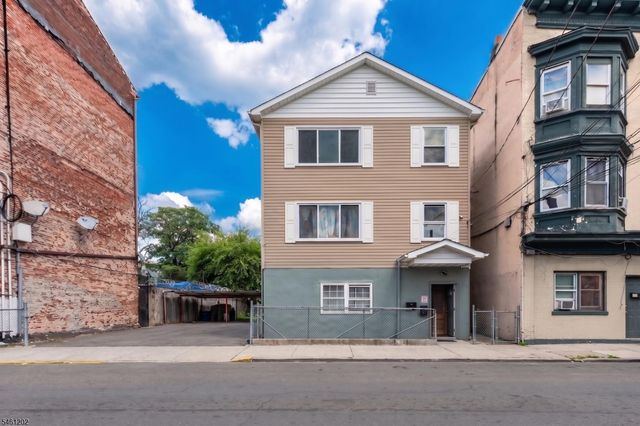 363 Summer St, Paterson City, NJ 07501