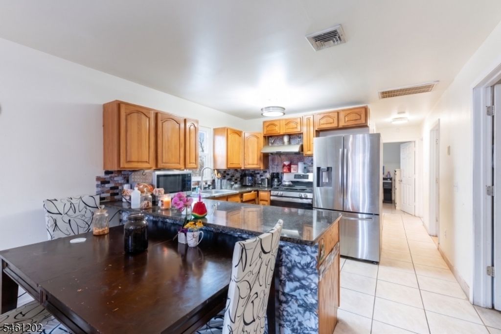 363 Summer St, Paterson City, NJ 07501 — photo 4