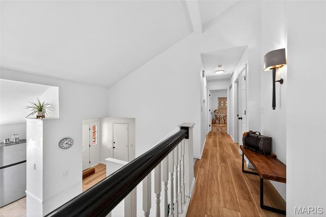 13305 Woodlake Village Court, Chesterfield, MO 63141