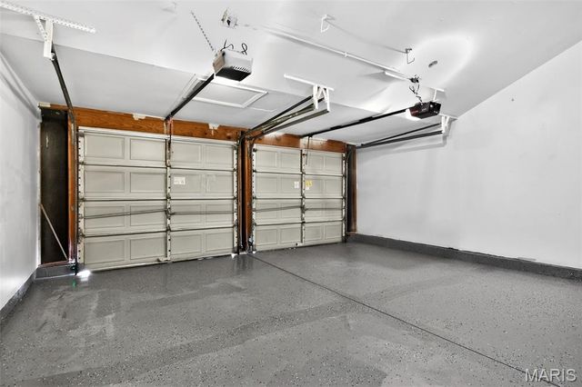 13305 Woodlake Village Court, Chesterfield, MO 63141