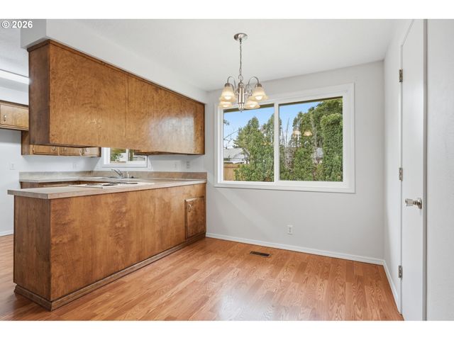 4754 NIGHTHAWK Ct Ne, Salem, OR 97305