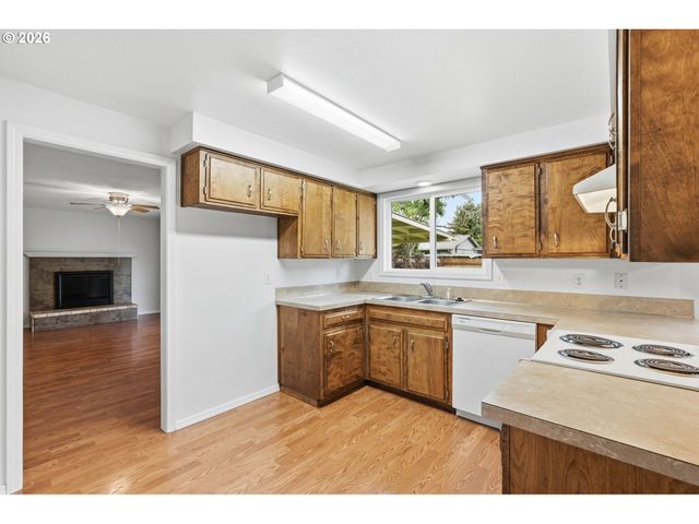 4754 NIGHTHAWK Ct Ne, Salem, OR 97305