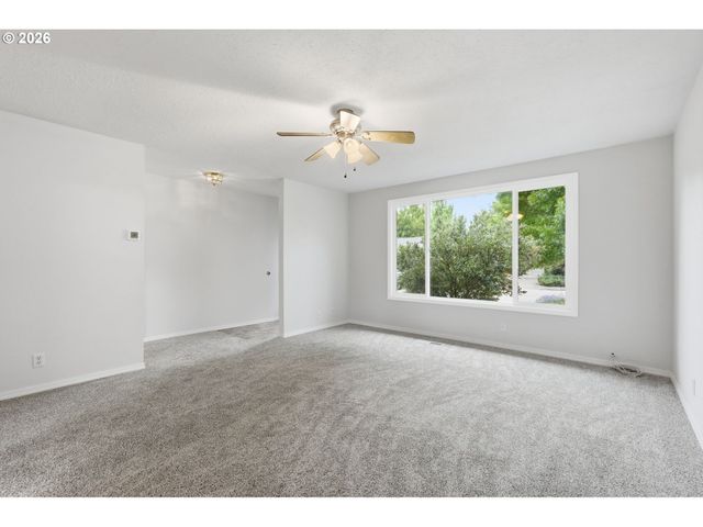 4754 NIGHTHAWK Ct Ne, Salem, OR 97305