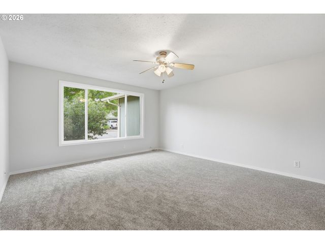 4754 NIGHTHAWK Ct Ne, Salem, OR 97305
