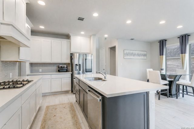 13012 Tiny Tree Ln, San Antonio, TX 78245