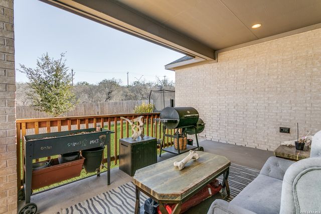 13012 Tiny Tree Ln, San Antonio, TX 78245