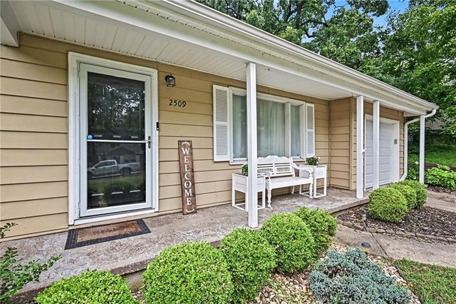 2509 NE 46th Terrace, Kansas City, MO 64116
