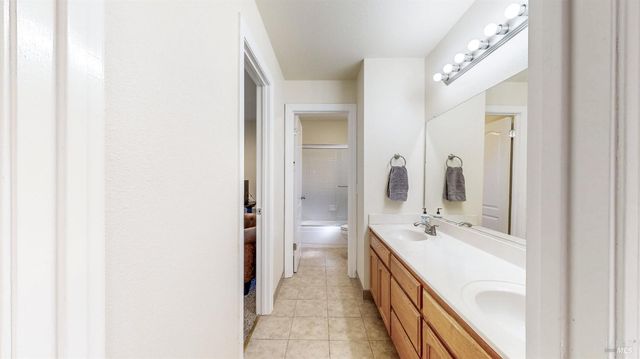 414 Princess Way, Windsor, CA 95492