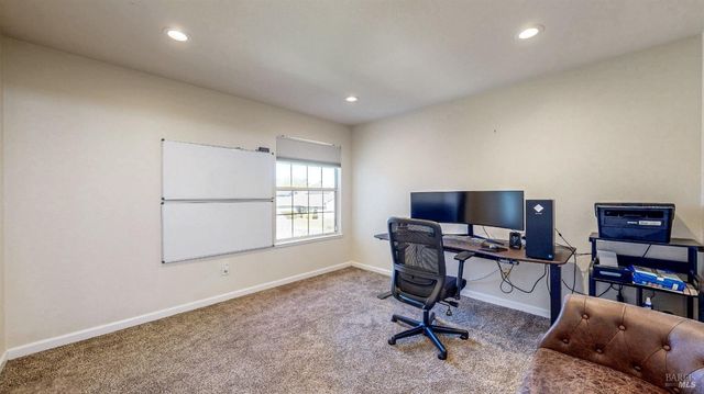 414 Princess Way, Windsor, CA 95492