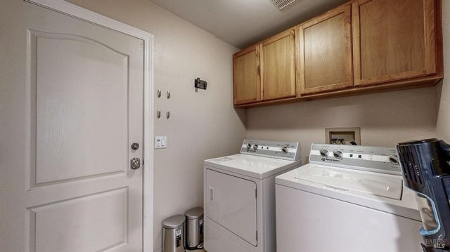 414 Princess Way, Windsor, CA 95492