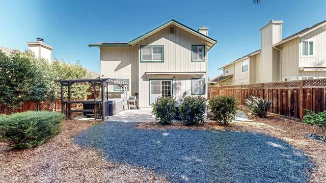 414 Princess Way, Windsor, CA 95492