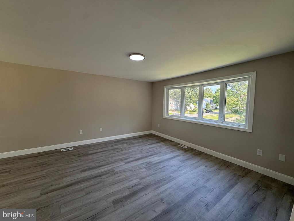 1 BEECHWOOD ST, BLACKWOOD, NJ 08012 — photo 5