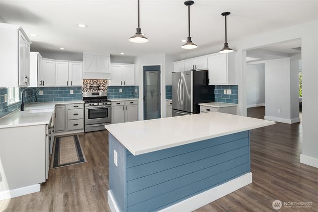 27818 69th Avenue NW, Stanwood, WA 98292