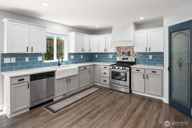27818 69th Avenue NW, Stanwood, WA 98292