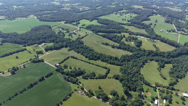 150 Piper Rd, Portland, TN 37148