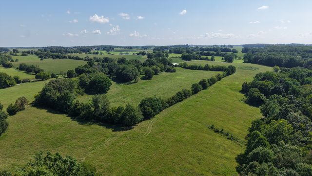 150 Piper Rd, Portland, TN 37148
