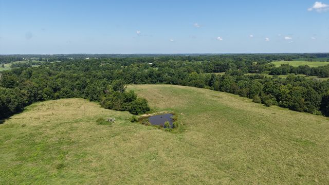 150 Piper Rd, Portland, TN 37148