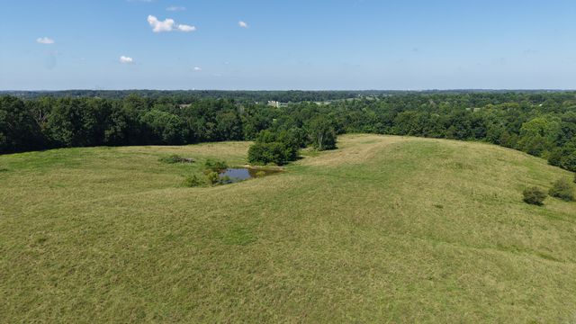 150 Piper Rd, Portland, TN 37148