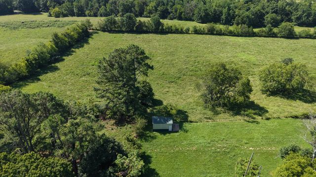 150 Piper Rd, Portland, TN 37148