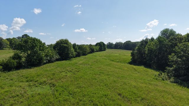 150 Piper Rd, Portland, TN 37148