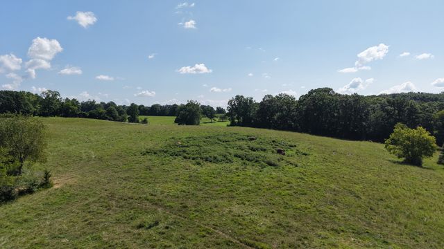 150 Piper Rd, Portland, TN 37148