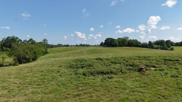 150 Piper Rd, Portland, TN 37148