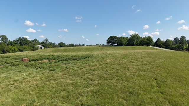 150 Piper Rd, Portland, TN 37148