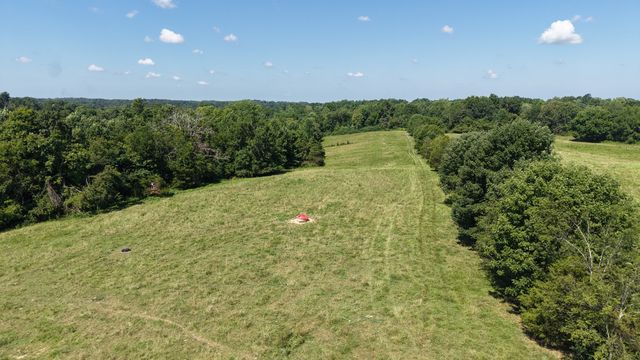 150 Piper Rd, Portland, TN 37148
