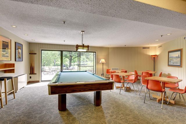9700 Portland Avenue S 223, Bloomington, MN 55420