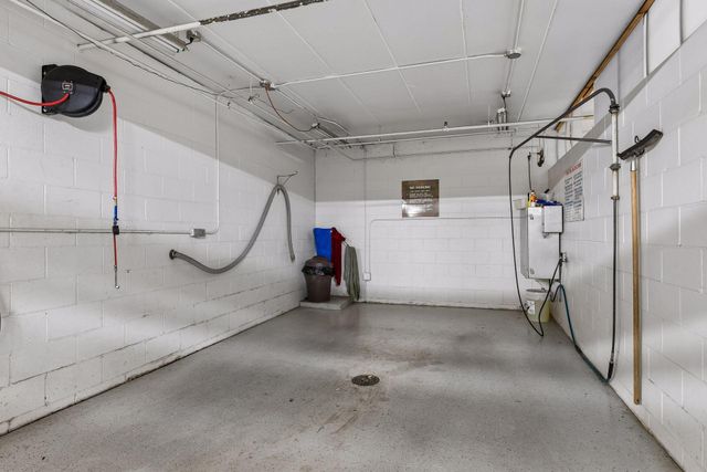 9700 Portland Avenue S 223, Bloomington, MN 55420