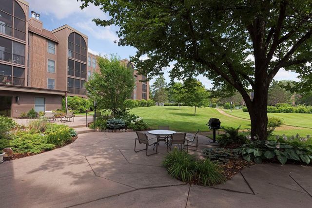 9700 Portland Avenue S 223, Bloomington, MN 55420