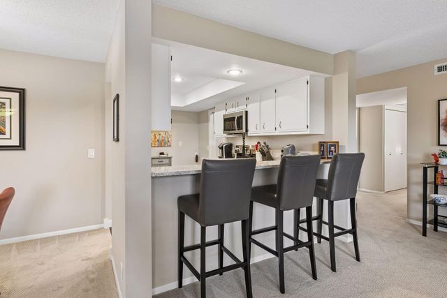 9700 Portland Avenue S 223, Bloomington, MN 55420